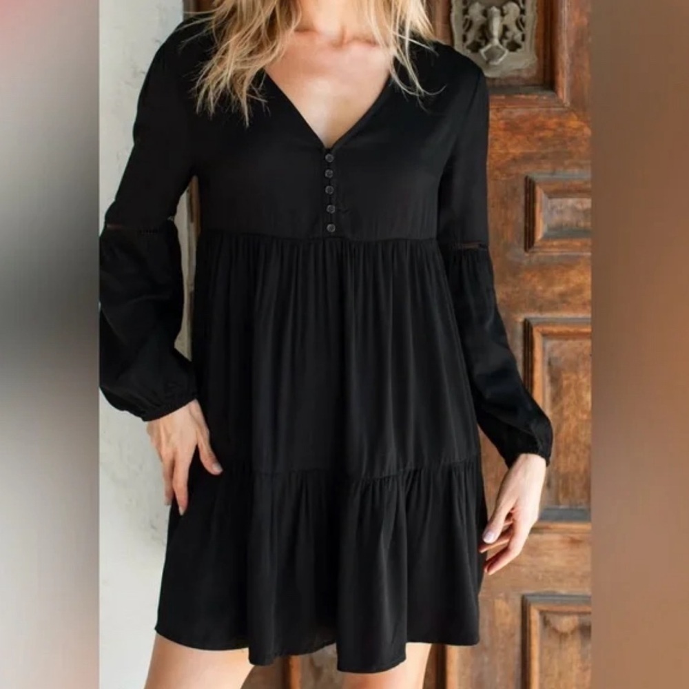 Carly Jean Los Angeles Dress/top size small